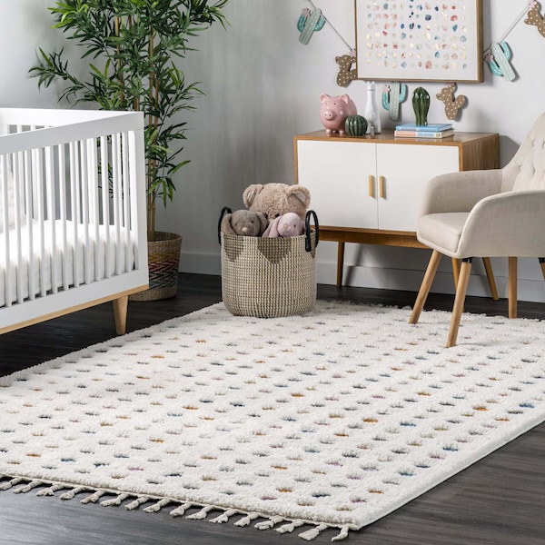 Nuloom Behati Polka Dot Kids Tasseled Area Rug 4ft x 6ft OZOT02A-406 - main
